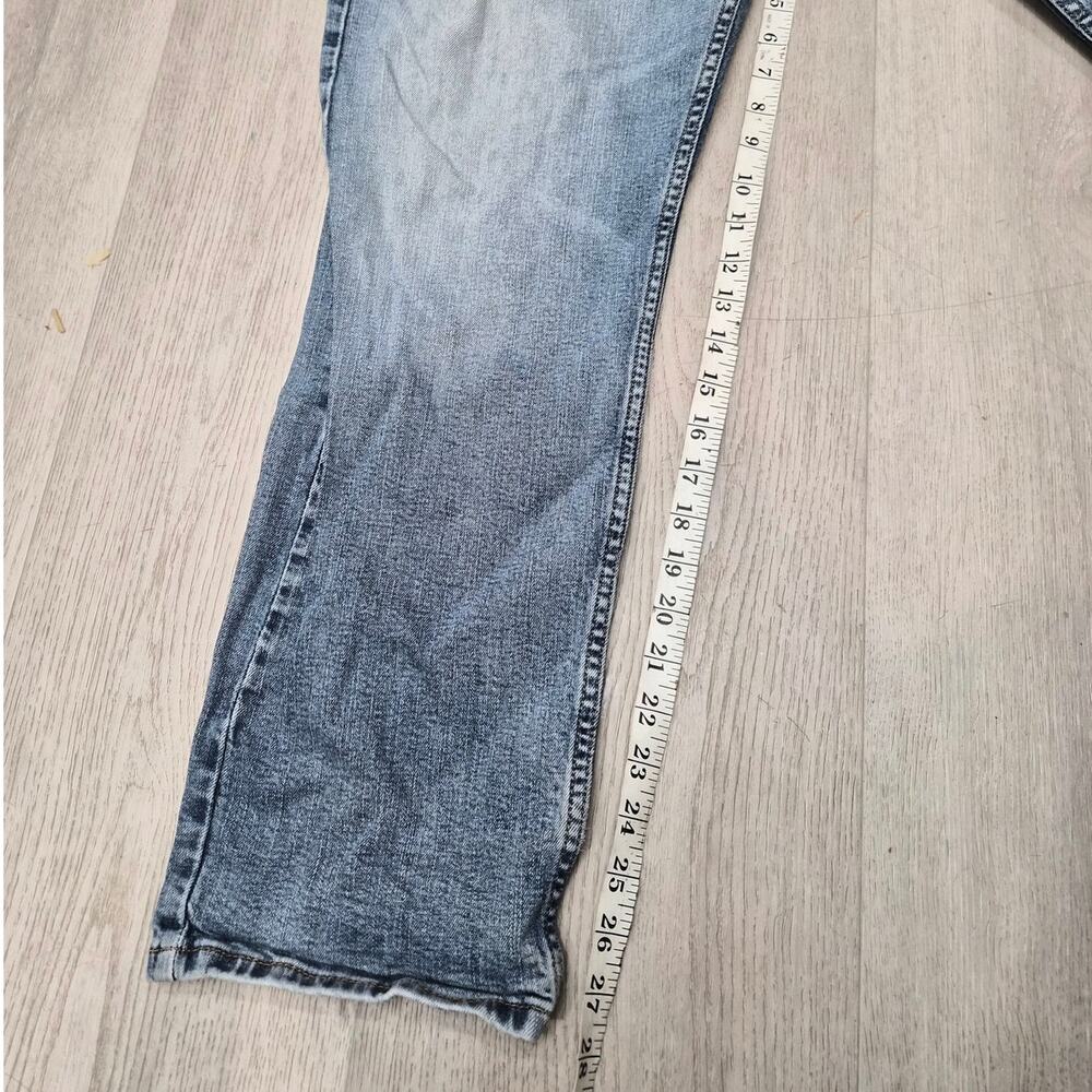 W:38 L:30 Levi's Light Blue Denim Jeans - Picture 2 of 6